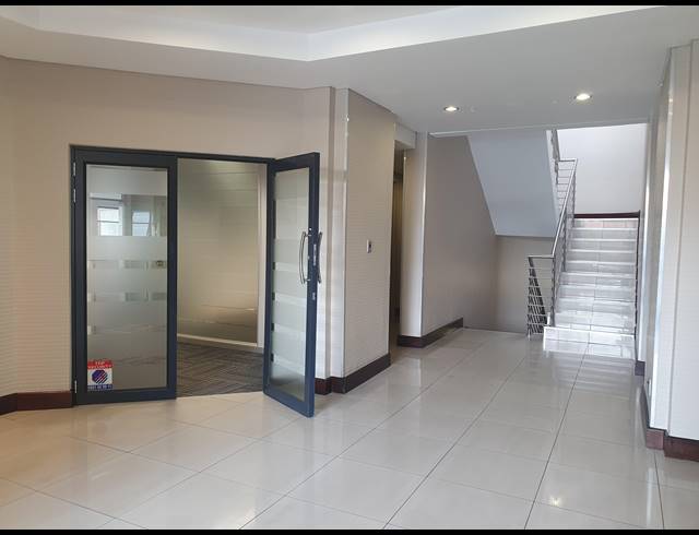 797M² OFFICE TO LET IN BEDFORDVIEW